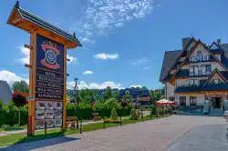 Girişten Liptakówka Hotel'in görünümü