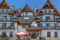 Liptakówka Hotel – binanın önü